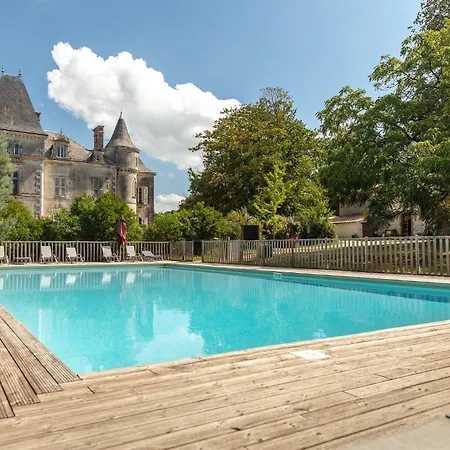 Chateau La Foret Campingplatz Saint-Julien-des-Landes