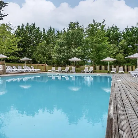 Chateau La Foret Campingplatz Saint-Julien-des-Landes
